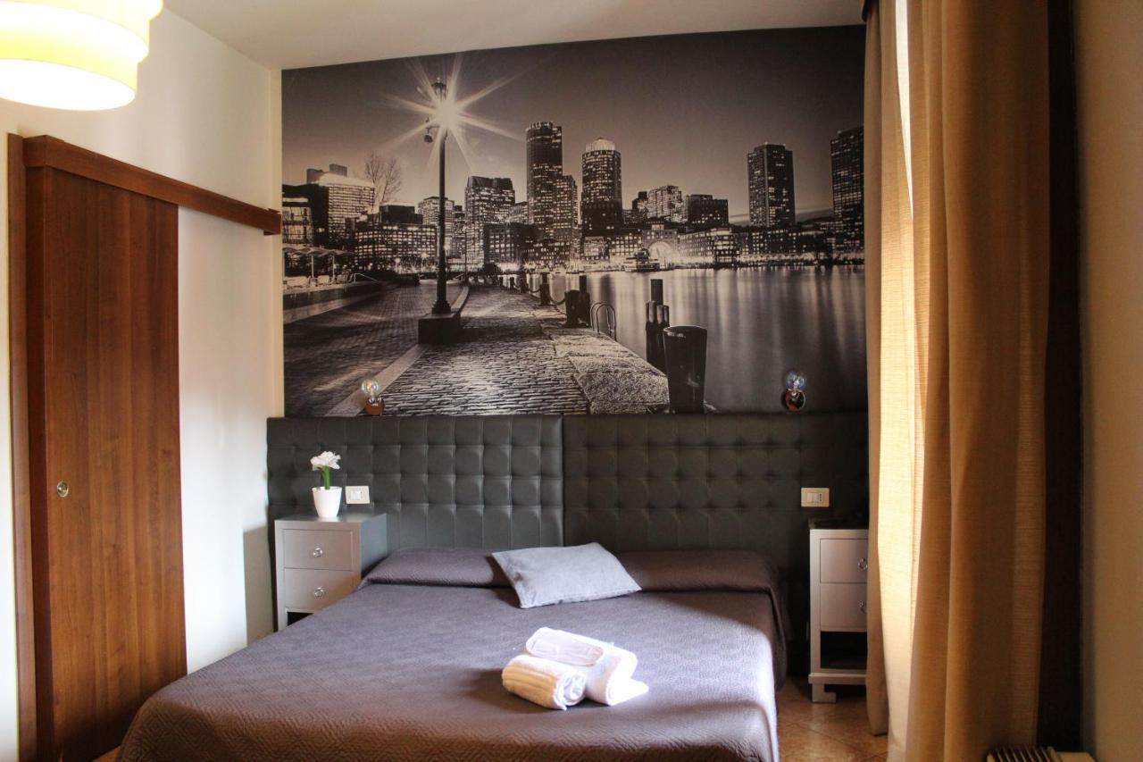 Hotel Ares Milano Exterior photo