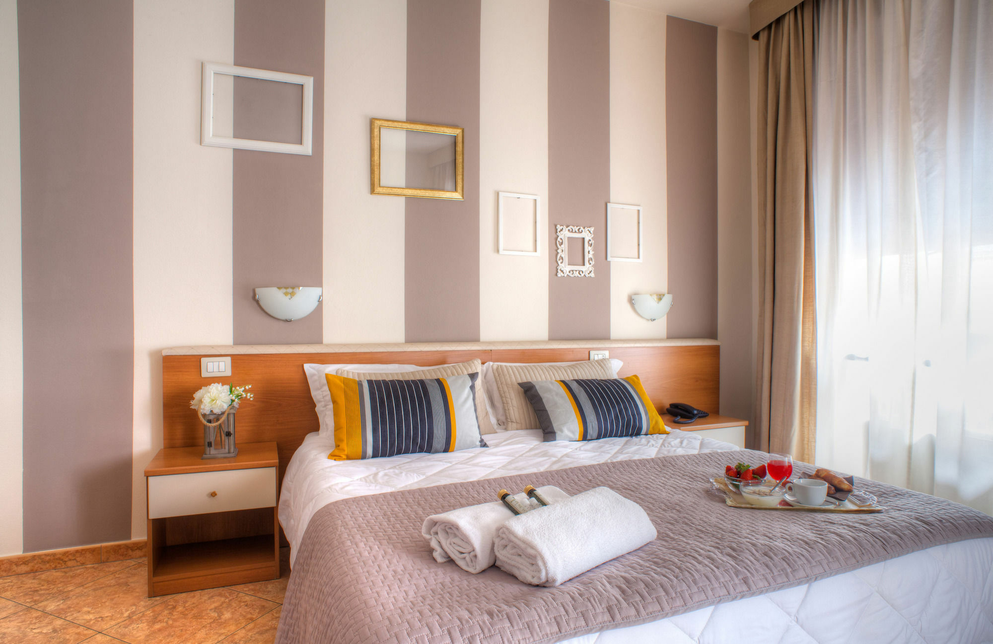 Hotel Ares Milano Exterior photo